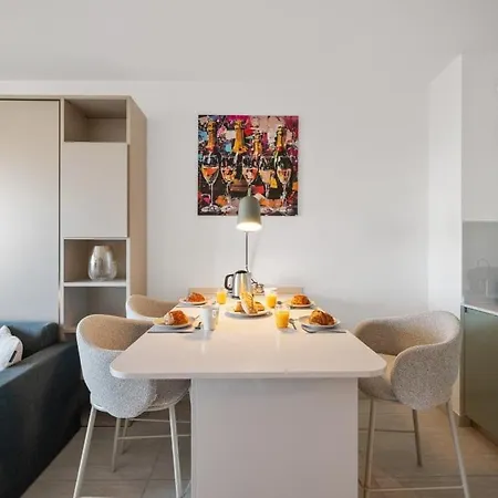 Apartment Le Coq Elisee - Parking - Ac - Wi-fi - Downtown Menton